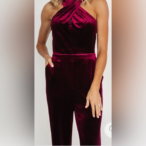 Emerald Green Velvet Halter Top - Picture 3 of 4